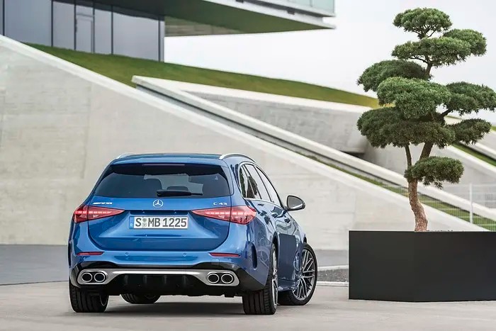 2023款 奔驰 AMG C 43 4MATIC 旅行轿车特别版 4.jpg